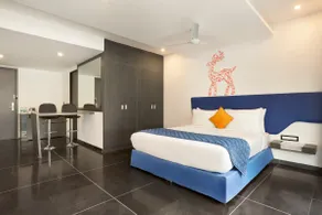 Deluxe Fully Furnished Apartment, - Image 5
