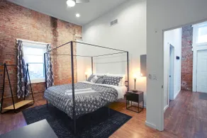 Loft in the Zoo • Premium downtown apartment! - Image 3