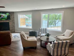 Point Blank - Quiet Lakefront Living! - Image 3