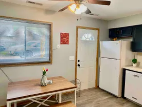 Lovely 2-bedroom apartment remodeled - Image 4