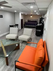 Basement apartment in Pendleton w/ sep. entrance - Image 2