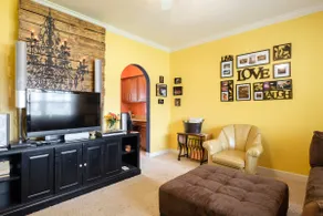 Nash Town House, comfy & near all! - Image 3