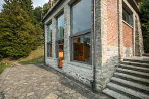 The Orange home! Private parking - Image 3