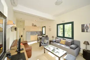 Beautiful Apartment With Breathtaking View - Image 5