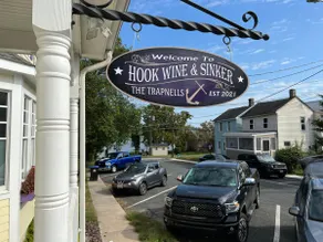 Hook Wine & Sinker~sleeps 14 to 16 🚤 includes slip at Inn 🚤water views!!! - Image 3