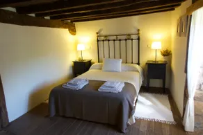 El Mayorazgo: Casa del Arco. Palentina Mountain - Image 2