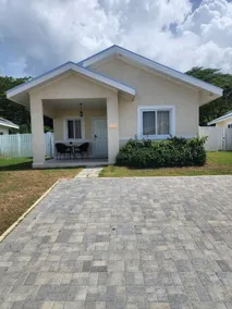 Sea Breeze Villa - Image 3