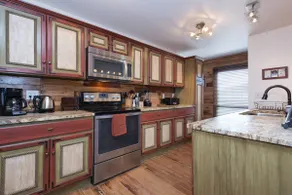 Sky Lodge/ 4000 square feet of pure luxury! - Image 4