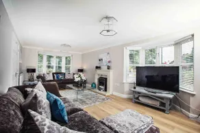 Beautiful Retreat - Hot Tub, Stunning Views & Late Checkout - Abergavenny - Image 3