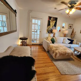 Beacon Book-house off Main - Image 3
