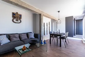 RIVER + TERRACE + VIEWS - 2 bedrooms, 2 bathrooms - Image 2