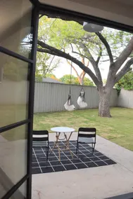 peaceful + modern escape - Image 3