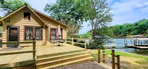#04-Adorable Large 1 Bedroom Lakeside Cottage- Pet Friendly - Image 2