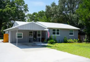 Sea Hideaway 2 Minutes from the Beach! - Image 3