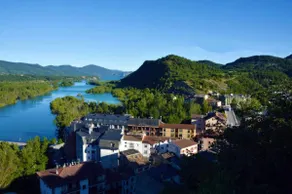 Bella Aínsa Apartment - Sobrarbe - Magnificent views - Image 3