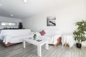 Beachfront penthouse - Image 2