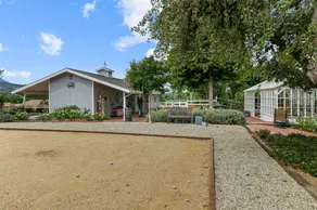 Lynn Ranch-Ideal Location-No Service Fee! - Image 5