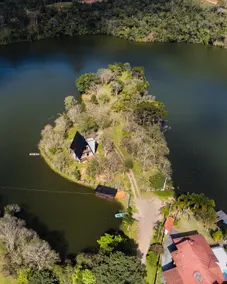 Peninsula Chalet - Image 4