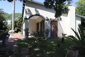 ASDIA pool cottage - Image 4