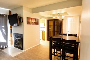 Aurora Retreat - 2 Bedroom - Image 4