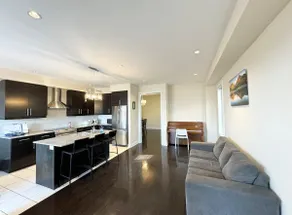 Richmond Hill/Luxury Semi-Detached/Comfortable 4 Bedrooms, 3.5 Bathrooms (Parking for 3-4 cars) - Image 5