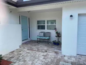 Beach house with heated pool one block to ocean! - Image 2