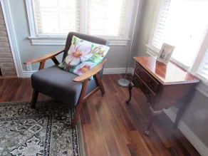 Sage Cottage: Cozy & Serene/ Sleeps 6 / Huge Yard! - Image 4