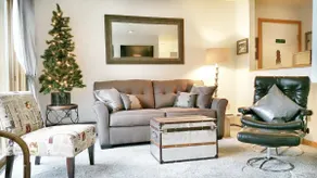 Spacious Stowe condo Amzing views w/shared hot tub - Image 3