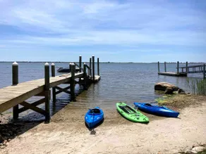Waterfront home with private dock, kayaks & paddleboard!! - Image 3