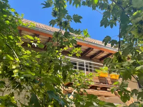 Charming duplex in the heart of bucolic countryside. - Image 2