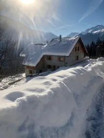 Allemond - Restful 2 bed apartment for ski, cycle & family - Image 2
