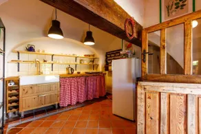Cute cottage with playroom - Image 5