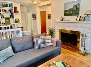 Quaker Hill Cottage on gated estate with fire pit & hiking trails - Image 2