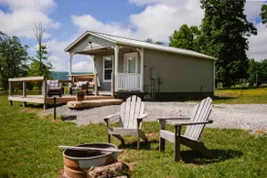 The Tennessee Cottage-close to Downtown! - Image 2