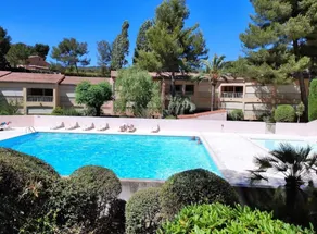 Apartment with sea access, pool, Sanary/Bandol - Image 2