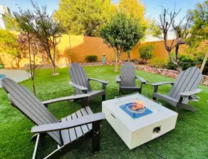 Fresh & Modern - Las Vegas Fun with Heated Pool! - Image 3
