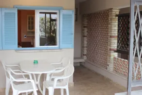 Paralia House Right Across The Seaside - Image 4