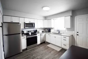 Modern Apartment in the Heart of Bentonville - Image 4