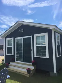 Beautiful Blue Chair Bungalow, East Matunuck - Image 4