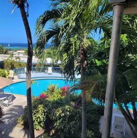 The Island Life Condo@ Long Reef with Separate Bedroom + True Ocean View - Image 2