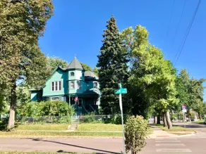 Garden View Retreat | King Bed Near Downtown - Image 2