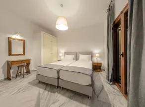 Two-Bedroom Apartment with Balcony - Image 5