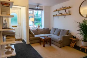 Bright and comfortable holiday let - Image 3