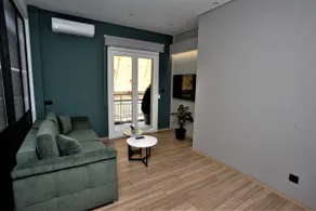Ivory Hut - Vibrant Suite - Image 3