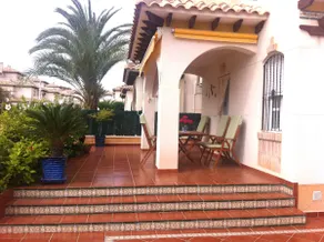 Villa avec piscine 7 min à pied de la plage. WIFI + climatisation - Image 4