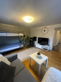 Cabin in the countryside - Image 2