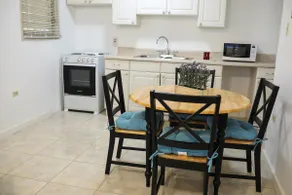 New Kingston's Deluxe Apartment - Image 4