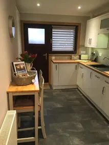 Kennedy Terrace; Modern 2 bedroom house, central - Image 2