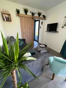 Charming house 2 steps from the sea with its garden - Image 4