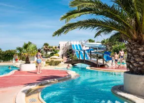 Camping Les Mûriers – VIP Cottage 2chs 4pers - Image 2